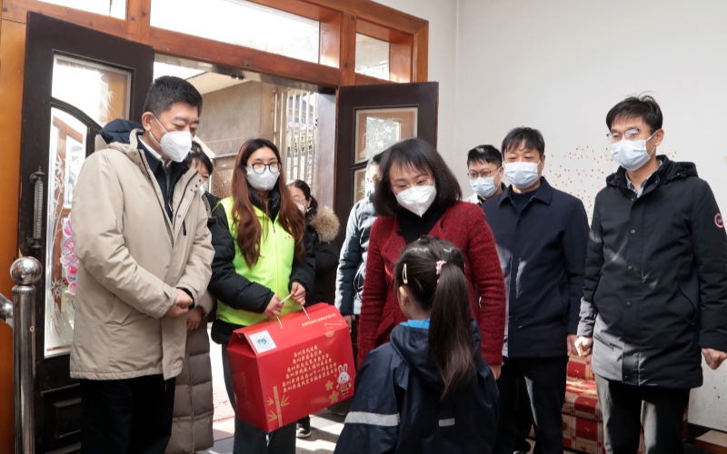 泰州市啟動困境兒童新春關(guān)愛行動