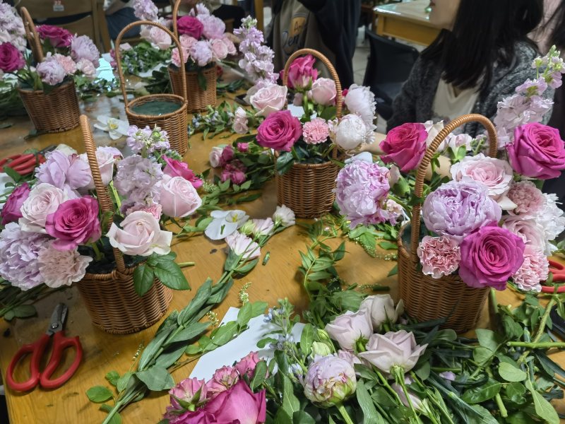 5月“每周一課”系列學(xué)習(xí)活動 | 插花藝術(shù)